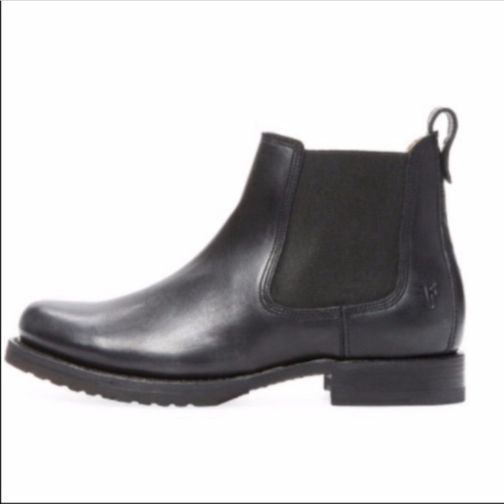 Frye New with Tags Veronica Leather Chelsea Boots